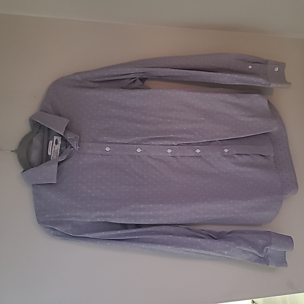 Men LG old navy blue and white button down